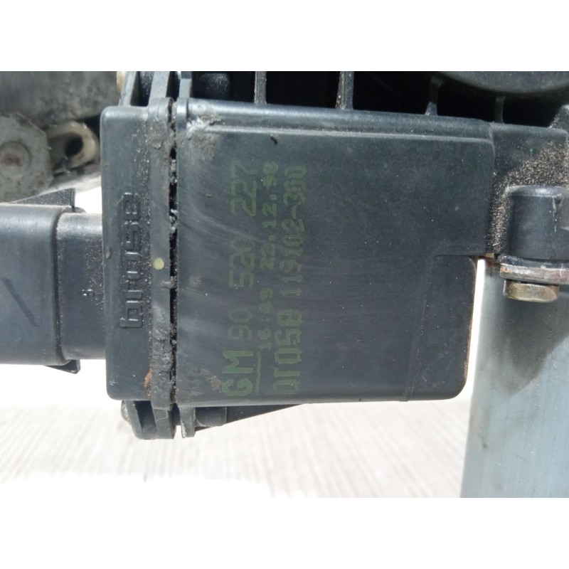 Recambio de elevalunas electrico delantero izquierdo para opel vectra b hatchback (j96) 1.6 i 16v (f68) referencia OEM IAM FPG12