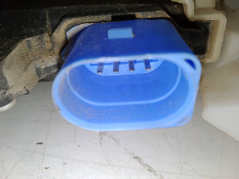 Recambio de cerradura puerta trasera derecha para volkswagen golf v variant (1k5) 2.0 tdi 16v referencia OEM IAM   