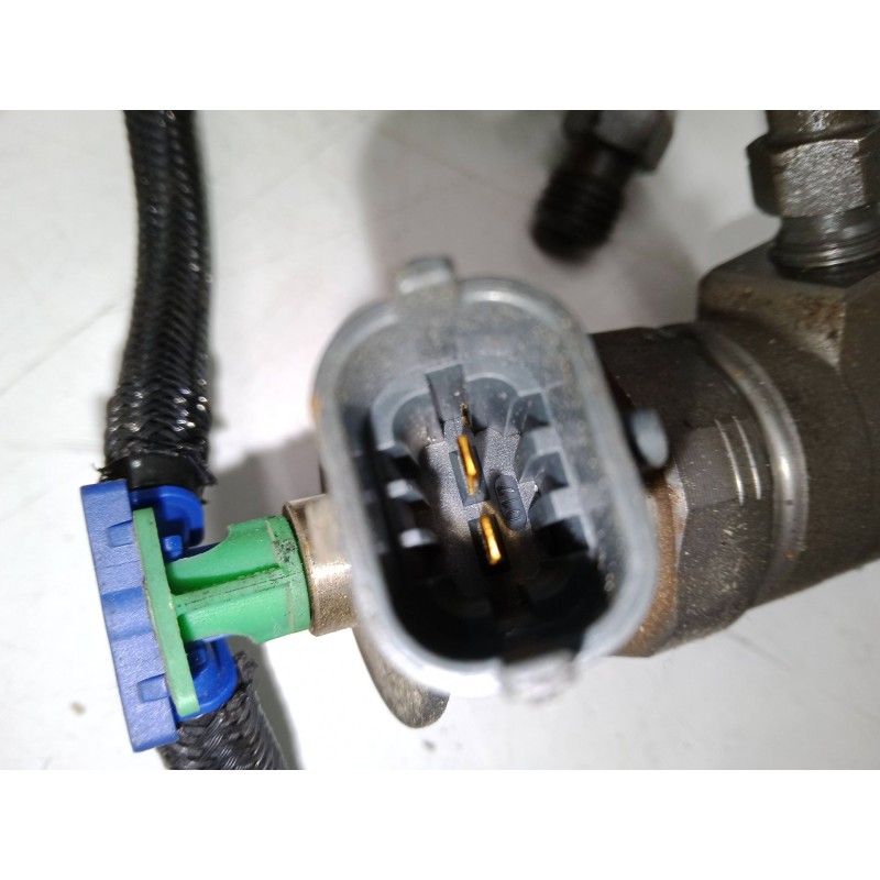 Recambio de inyector para ford tourneo connect / grand tourneo connect v408 monospace 1.5 tdci referencia OEM IAM   