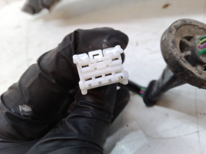 Recambio de piloto trasero izquierdo para nissan leaf (ze0) electric referencia OEM IAM 265553NL0B  