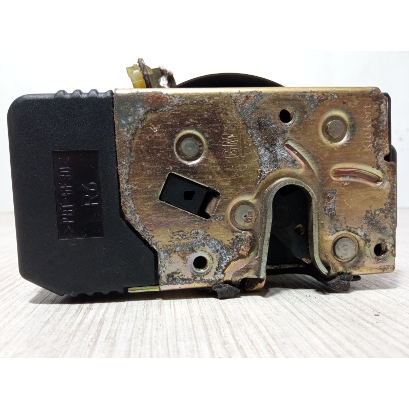 Recambio de cerradura puerta delantera derecha para opel vectra b hatchback (j96) 1.6 i 16v (f68) referencia OEM IAM 90507060  