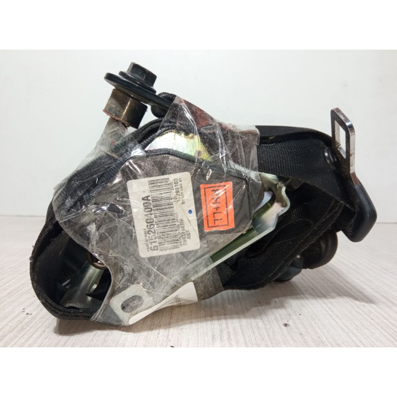 Recambio de cinturon con pretensor delantero derecho para hyundai i10 i (pa) 1.1 referencia OEM IAM 615260400A  