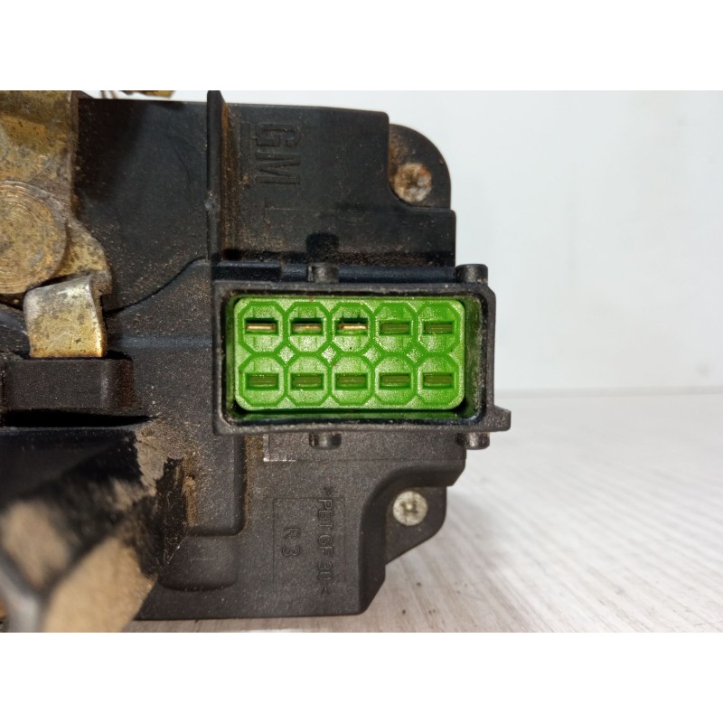 Recambio de cerradura puerta delantera derecha para opel vectra b hatchback (j96) 1.6 i 16v (f68) referencia OEM IAM 90507060  