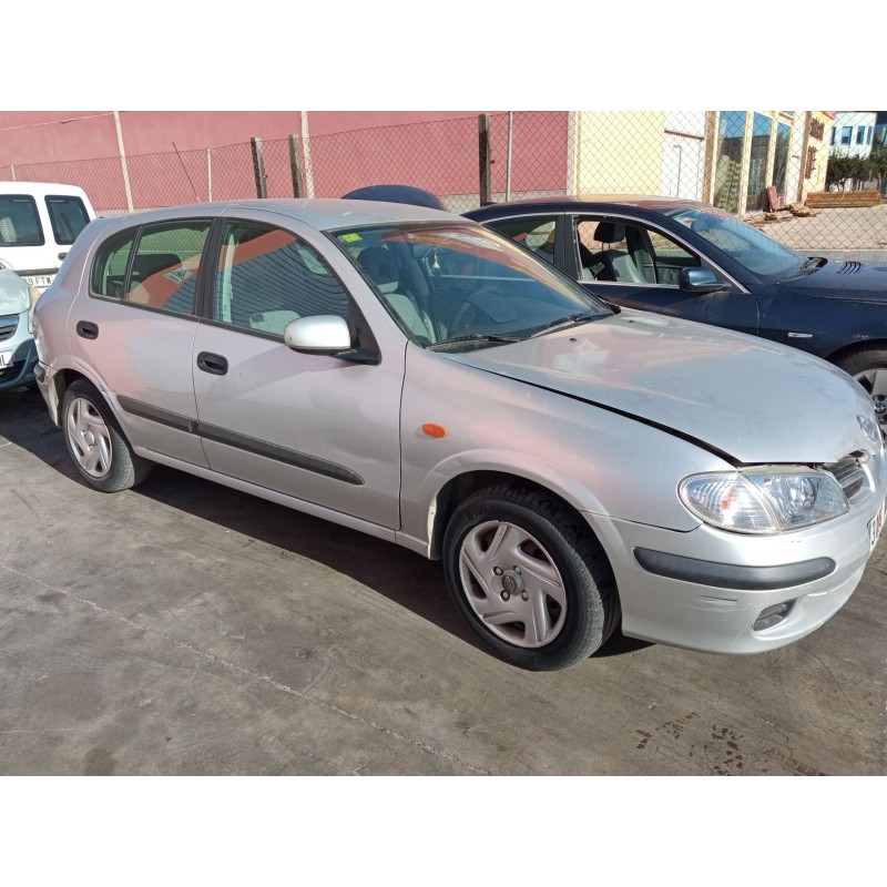 nissan almera ii hatchback (n16) del año 2001