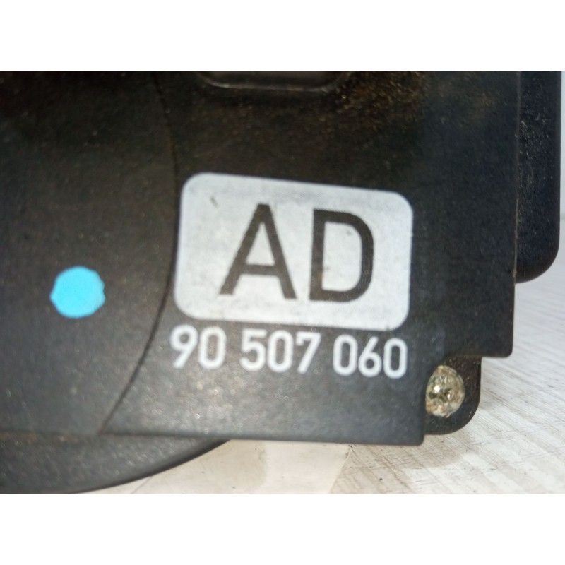 Recambio de cerradura puerta delantera derecha para opel vectra b hatchback (j96) 1.6 i 16v (f68) referencia OEM IAM 90507060  