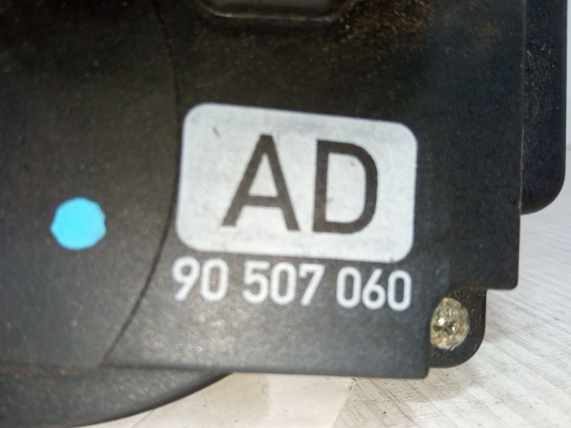 Recambio de cerradura puerta delantera derecha para opel vectra b hatchback (j96) 1.6 i 16v (f68) referencia OEM IAM 90507060  