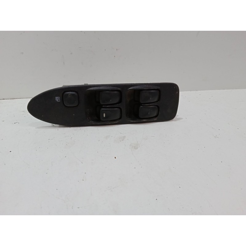 Recambio de mando elevalunas delantero izquierdo para mitsubishi space star monospace (dg_a) 1.9 di-d (dg4a) referencia OEM IAM 