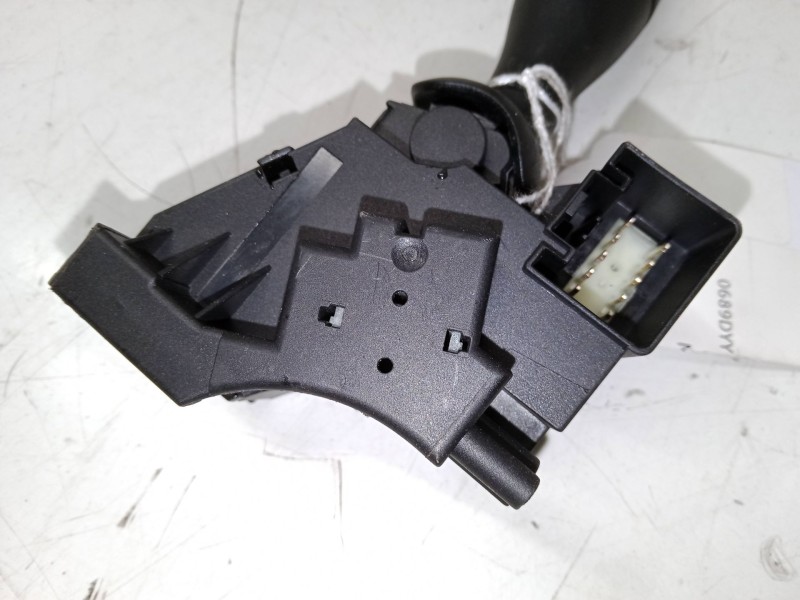 Recambio de mando de intermitencia para ford fiesta v (jh_, jd_) 1.3 referencia OEM IAM   