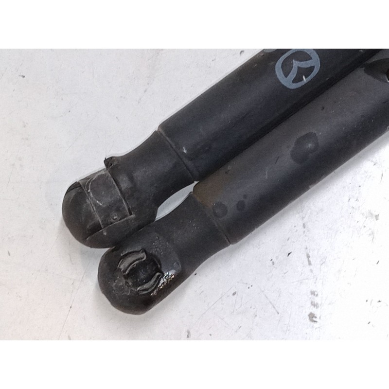 Recambio de amortiguadores malet/porton para mazda 2 (de_, dh_) 1.3 (de3fs) referencia OEM IAM   