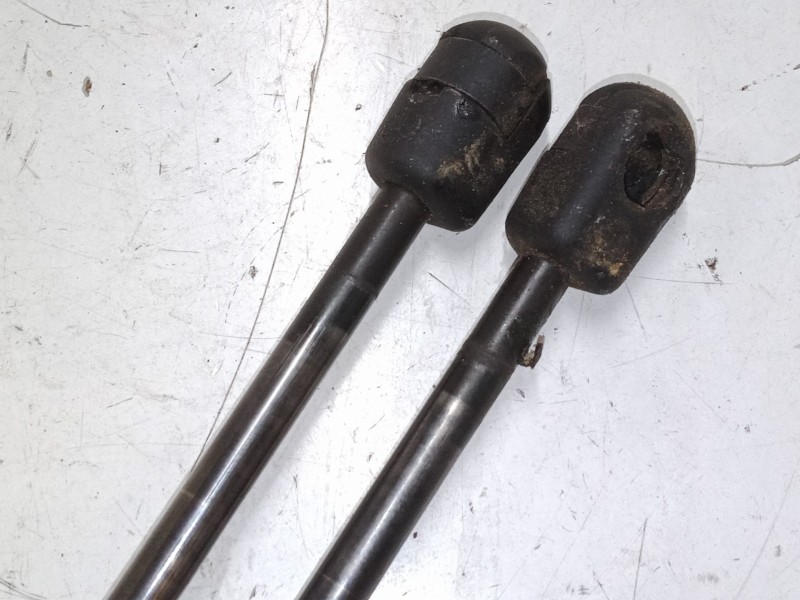 Recambio de amortiguadores malet/porton para mazda 2 (de_, dh_) 1.3 (de3fs) referencia OEM IAM   