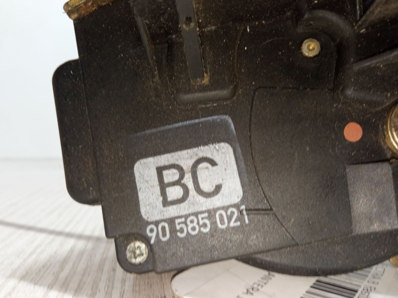 Recambio de cerradura puerta delantera izquierda para opel vectra b hatchback (j96) 1.6 i 16v (f68) referencia OEM IAM 90585021 