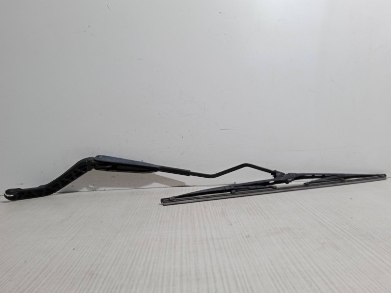 Recambio de brazo limpia delantero izquierdo para citroën saxo (s0, s1) 1.1 x, sx referencia OEM IAM   