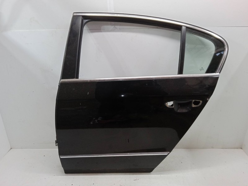 Recambio de puerta trasera izquierda para volkswagen passat b6 (3c2) 2.0 tdi 16v referencia OEM IAM   