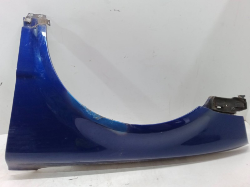 Recambio de aleta delantera izquierda para volkswagen passat b5.5 (3b3) 2.0 referencia OEM IAM    Recambio de aleta delantera izquierda para volkswagen passat b5.5 (3b3) 2.0 referencia OEM IAM