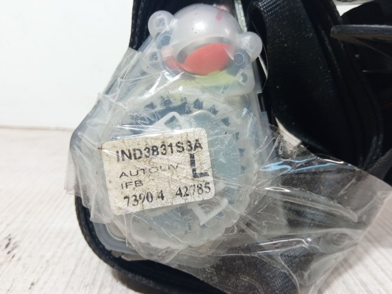 Recambio de cinturon seguridad trasero izquierdo para hyundai i10 i (pa) 1.1 referencia OEM IAM IND3831S3A  