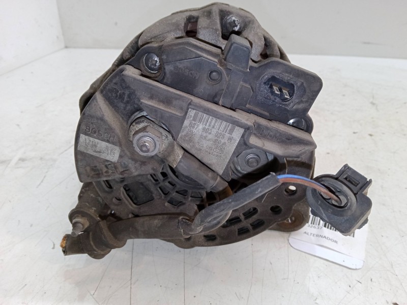 Recambio de alternador para volkswagen polo (9n_, 9a_) 1.4 16v referencia OEM IAM 037903025M  0124325013