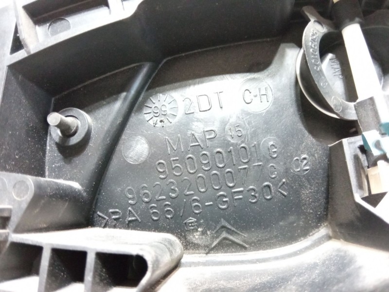 Recambio de maneta interior puerta delantera derecha para citroën xsara (n1) 1.6 i referencia OEM IAM 95090101G 9623200077C 