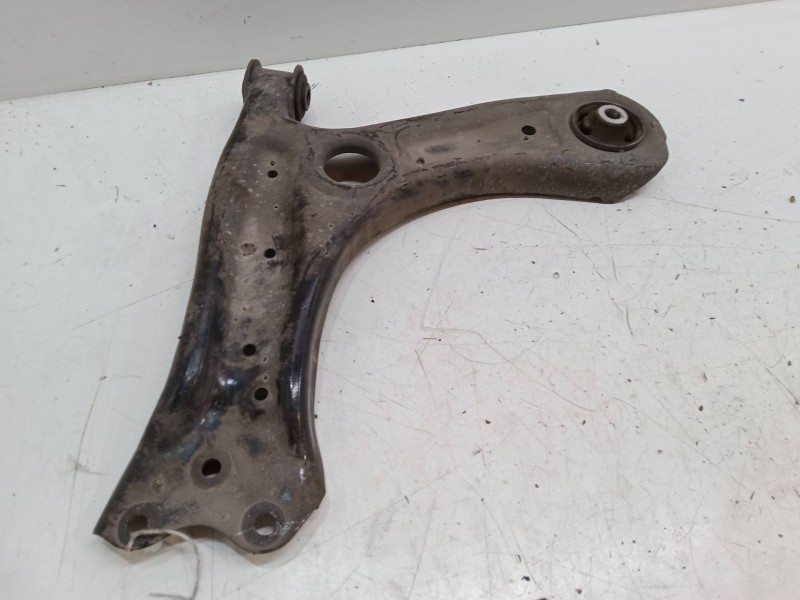 Recambio de brazo suspension inferior delantero derecho para skoda rapid (nh3, nk3, nk6) 1.6 tdi referencia OEM IAM   