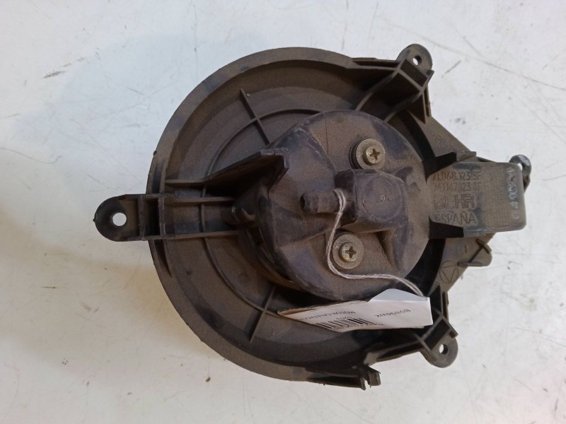 Recambio de motor calefaccion para citroën xsara coupé (n0) 2.0 hdi 90 referencia OEM IAM 210681233F  740471233F