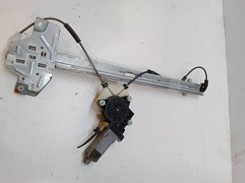 Recambio de elevalunas electrico delantero derecho para hyundai h-1 travel (tq) 2.5 crdi referencia OEM IAM   