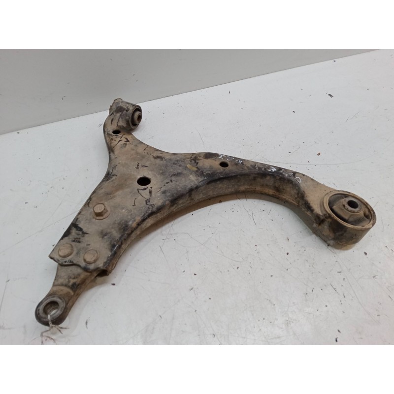 Recambio de brazo suspension inferior delantero izquierdo para hyundai i30 (fd) 1.6 crdi referencia OEM IAM   