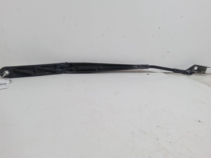 Recambio de brazo limpia delantero izquierdo para volkswagen passat b6 (3c2) 2.0 tdi 16v referencia OEM IAM   