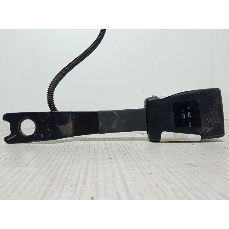 Recambio de anclaje cinturon delantero izquierdo para hyundai i10 i (pa) 1.1 referencia OEM IAM   