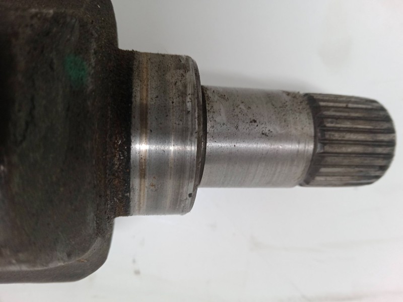 Recambio de transmision delantera derecha para toyota hilux vi pick-up (_n1_) 2.4 td 4wd (ln165_, ln170_, ln190_) referencia OEM