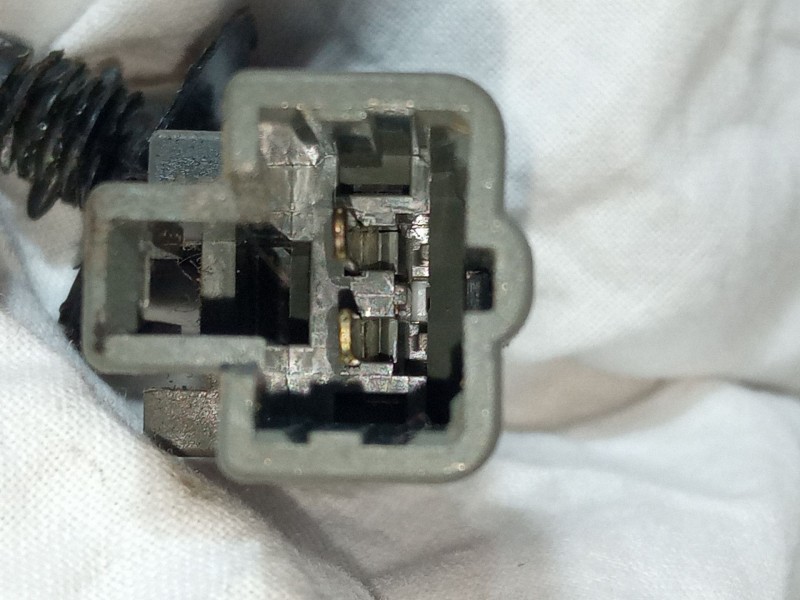 Recambio de anclaje cinturon delantero izquierdo para hyundai i10 i (pa) 1.1 referencia OEM IAM   