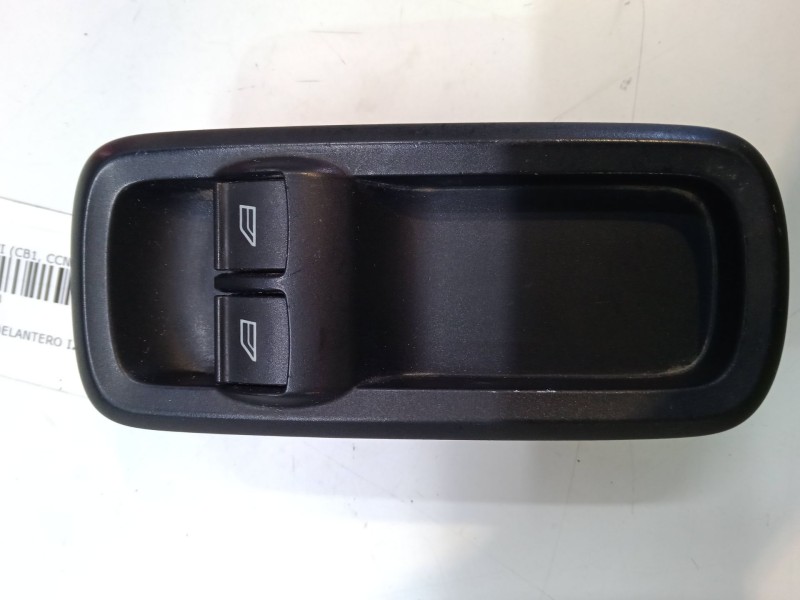 Recambio de mando elevalunas delantero izquierdo para ford fiesta vi (cb1, ccn) 1.4 tdci referencia OEM IAM   