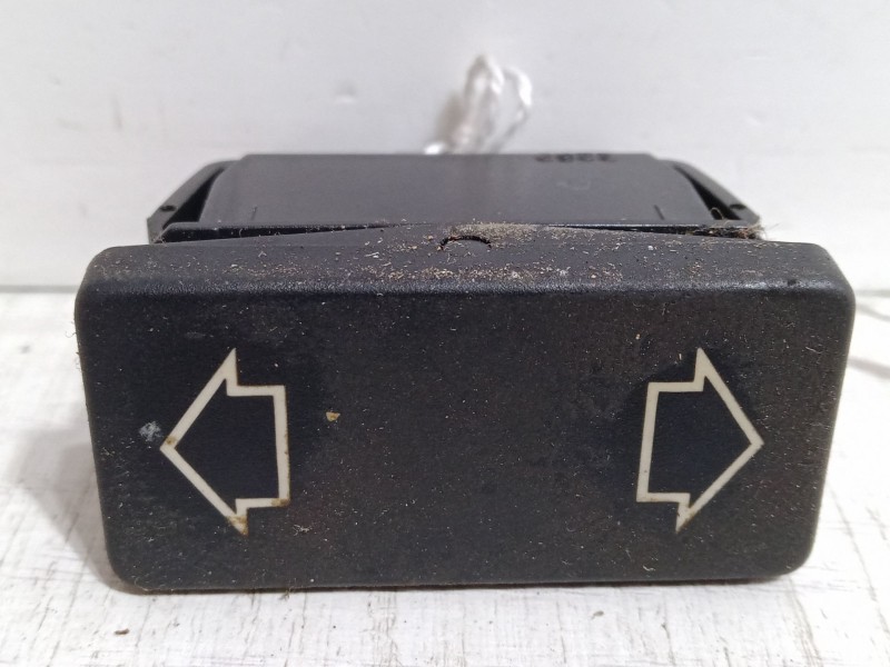 Recambio de mando elevalunas delantero derecho para citroën saxo (s0, s1) 1.1 x, sx referencia OEM IAM   