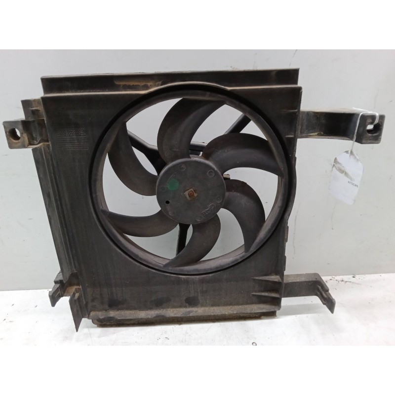 Recambio de electroventilador para smart fortwo coupé (450) 0.7 (450.352, 450.332) referencia OEM IAM 0013196V002  