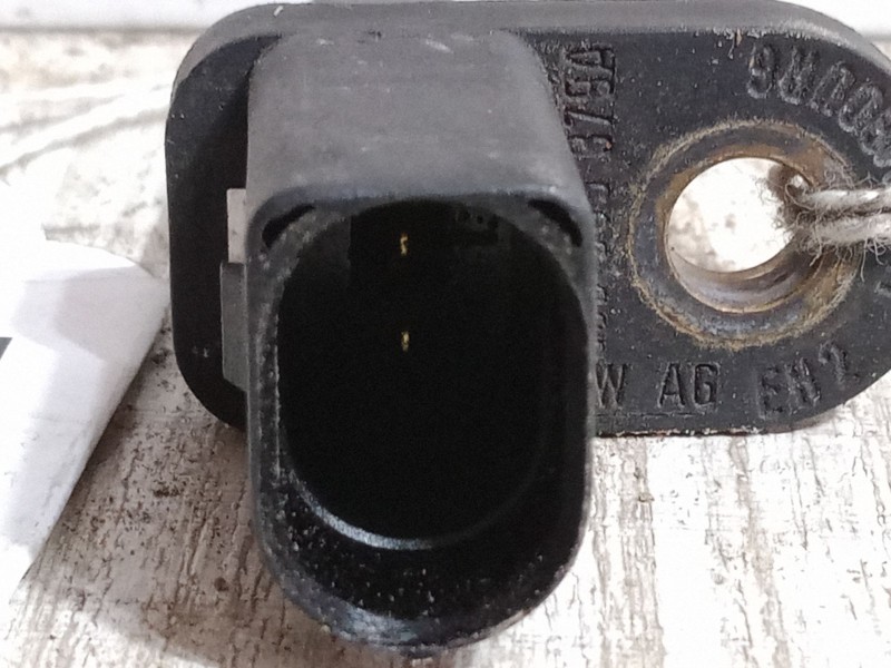 Recambio de caudalimetro para volkswagen passat b5.5 (3b3) 2.0 referencia OEM IAM 06B905379A  