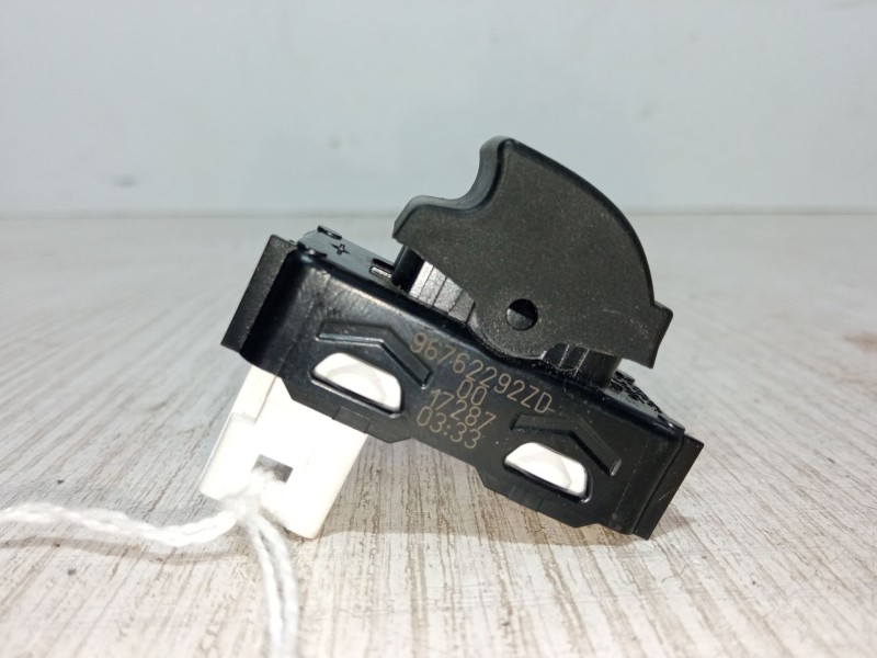 Recambio de mando elevalunas delantero derecho para citroën c3 aircross ii (2r_, 2c_) 1.2 puretech 110 (2rhnzb, 2rhnzw, 2rhnpx, 