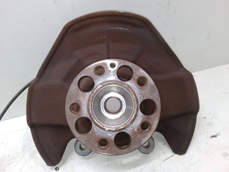 Recambio de mangueta delantera derecha para mercedes-benz clase b sports tourer (w245) b 160 (245.231) referencia OEM IAM   