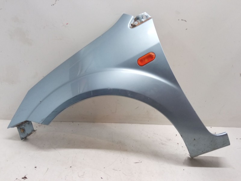 Recambio de aleta delantera izquierda para ford fiesta v (jh_, jd_) 1.4 tdci referencia OEM IAM   