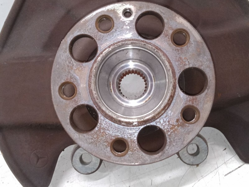 Recambio de mangueta delantera derecha para mercedes-benz clase b sports tourer (w245) b 160 (245.231) referencia OEM IAM   