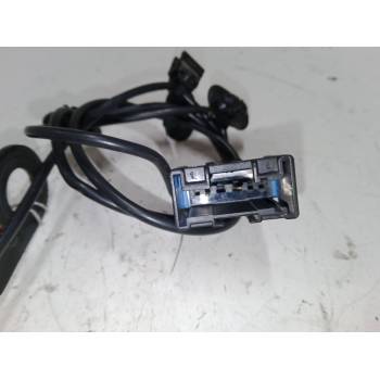 ANCLAJE CINTURON DELANTERO IZQUIERDO 