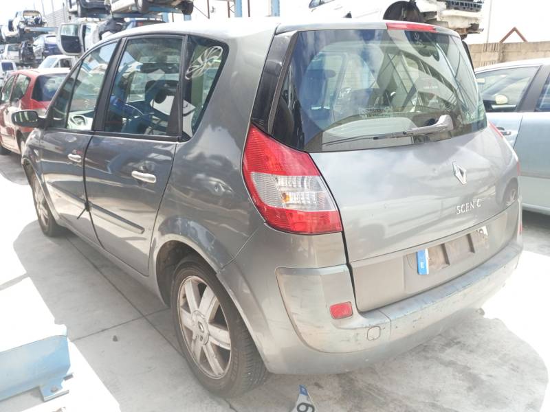 RENAULT SCÉNIC II (JM0/1_)