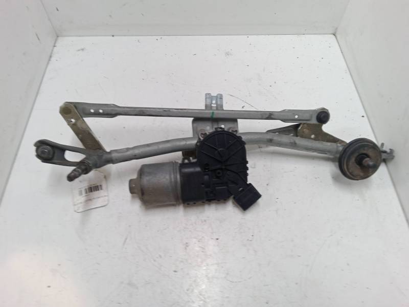 MOTOR LIMPIA DELANTERO 