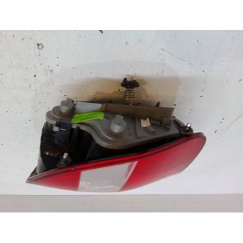 PILOTO TRASERO IZQUIERDO 