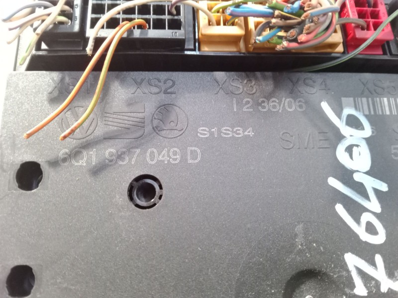 Recambio de centralita confort para seat ibiza iii (6l1) 1.4 16v referencia OEM IAM 6Q1937049D  5WK4 8212 D