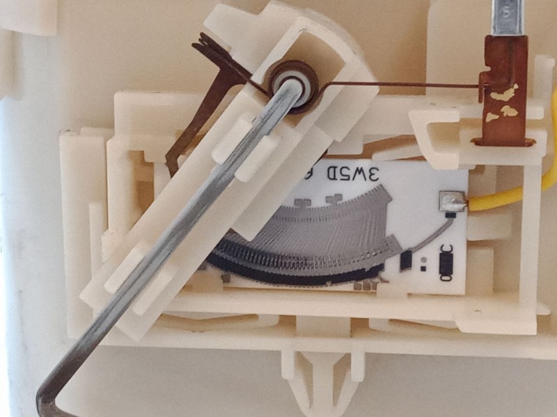 Recambio de aforador para mazda 2 (de_, dh_) 1.3 (de3fs) referencia OEM IAM ZJ381335XB  