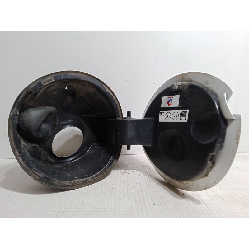 Recambio de tapa exterior combustible para peugeot 208 i (ca_, cc_) 1.2 vti 82 referencia OEM IAM   