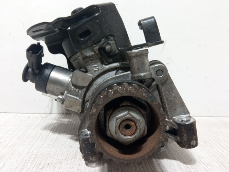 Recambio de bomba inyeccion para renault clio iv (bh_) 1.5 dci 90 referencia OEM IAM 0445010704  