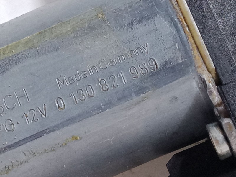 Recambio de elevalunas electrico delantero derecho para opel astra h (a04) 1.7 cdti (l48) referencia OEM IAM 994887100  01308219