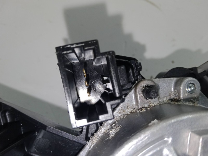 Recambio de motor limpia trasero para peugeot 208 i (ca_, cc_) 1.2 vti 82 referencia OEM IAM   