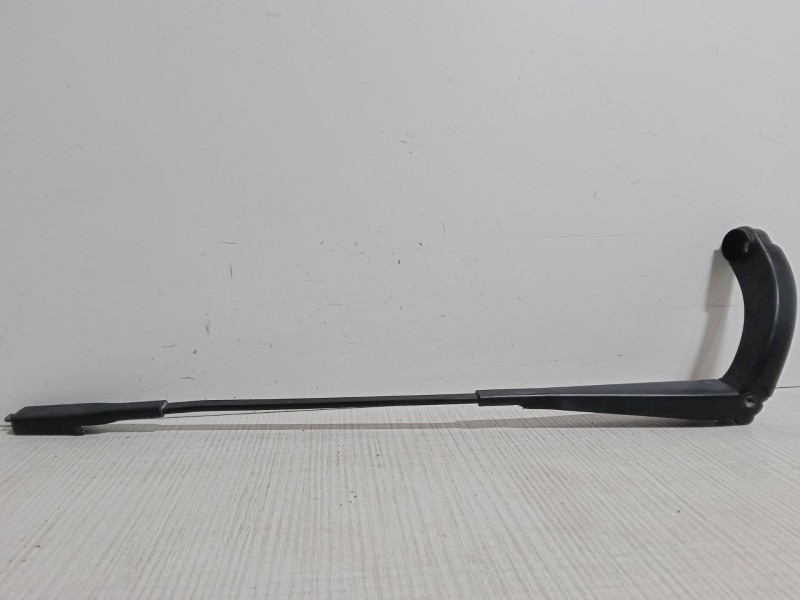 Recambio de brazo limpia delantero derecho para mercedes-benz clase b sports tourer (w245) b 160 (245.231) referencia OEM IAM   
