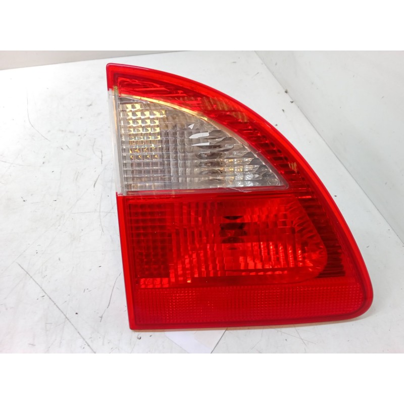 Recambio de piloto trasero porton izquierdo para ford galaxy i (wgr) 2.0 i referencia OEM IAM   