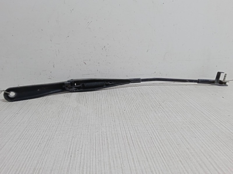 Recambio de brazo limpia delantero izquierdo para opel astra h (a04) 1.7 cdti (l48) referencia OEM IAM   